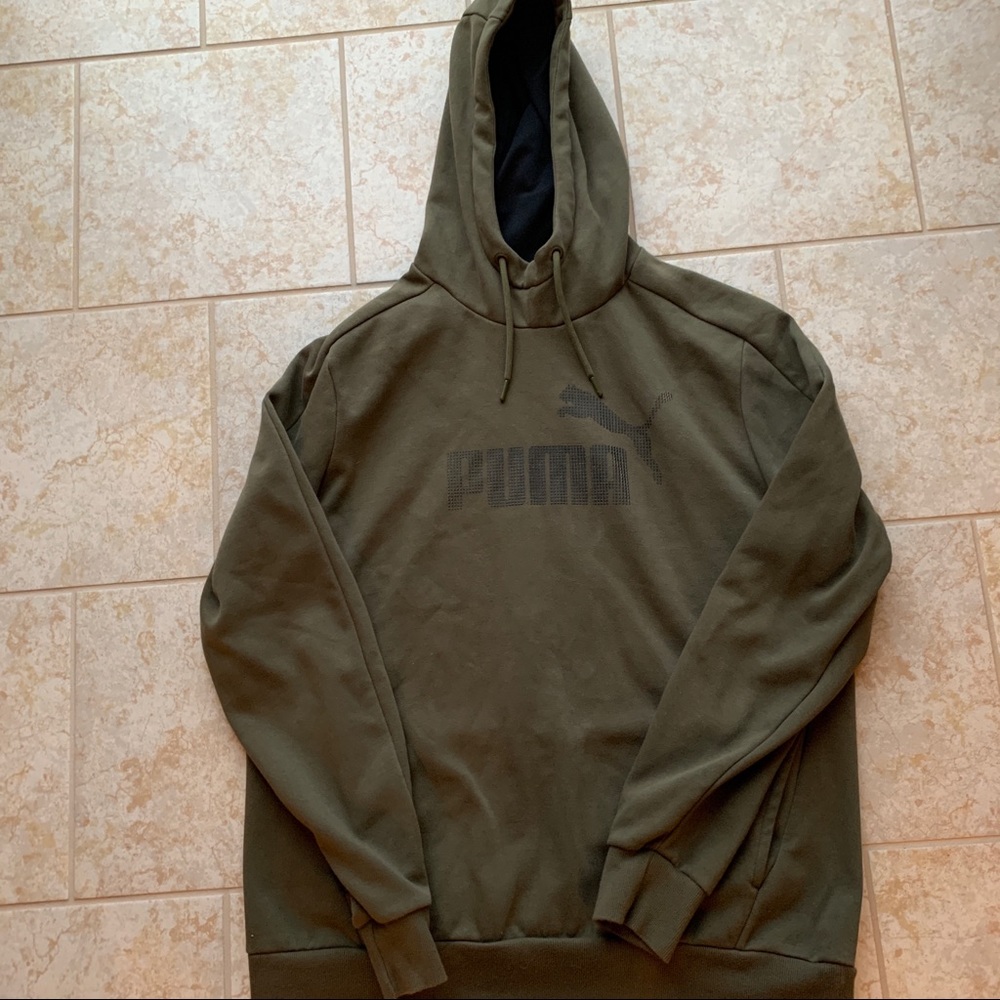 XL Unisex Olive Green Puma Hoodie